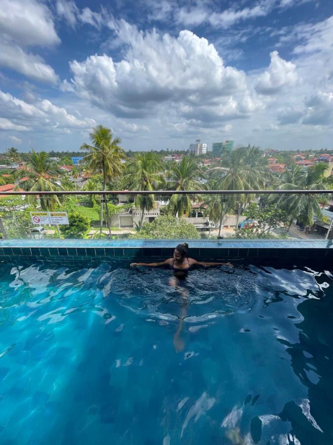 Penton45 - Luxury Penthouse Apartment Negombo Ngoại thất bức ảnh